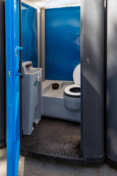 Best Porta potty delivery and setup  in Collinsville, CT